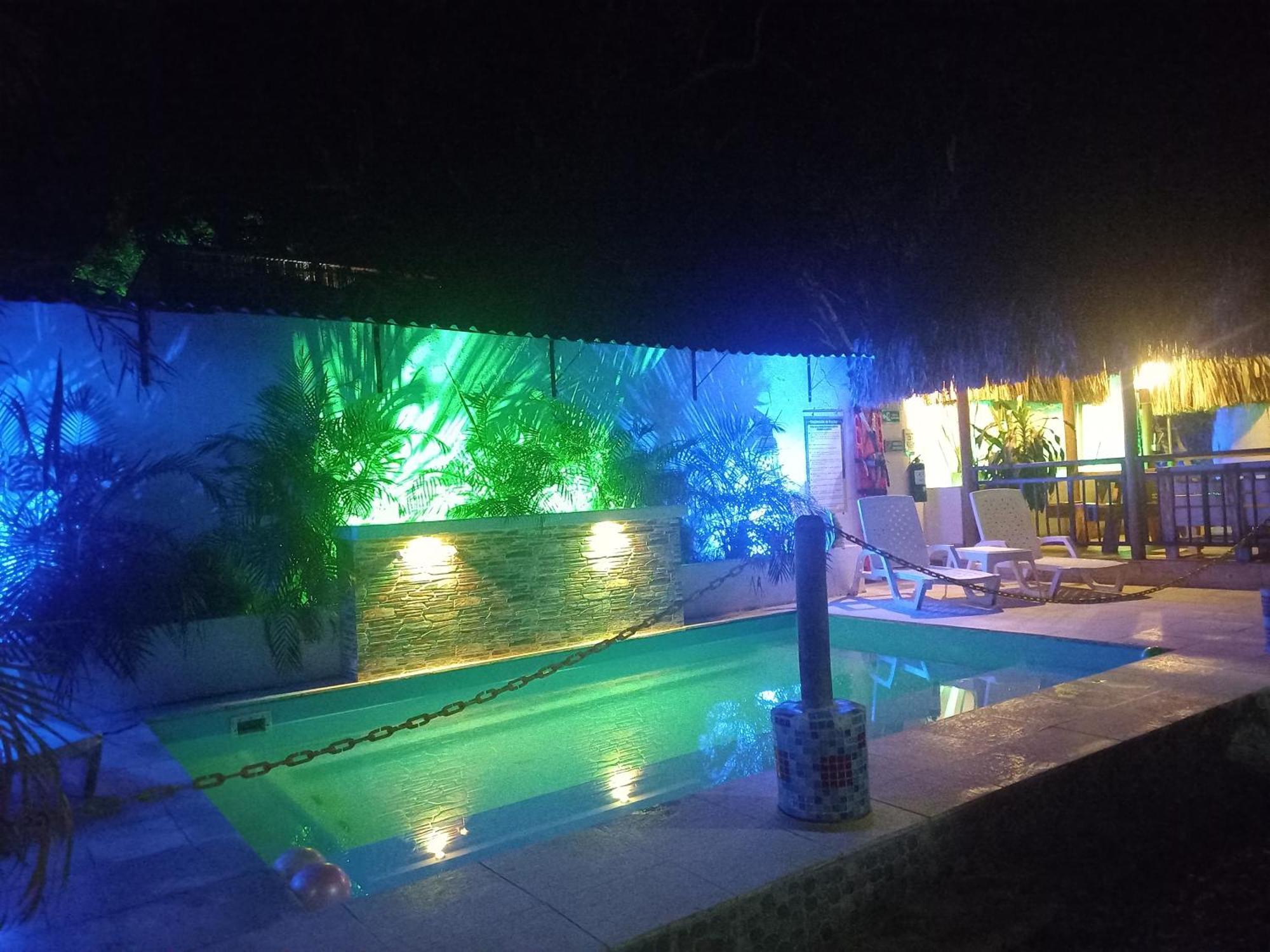 El Leon Feliz Palomino Hotel Exterior photo