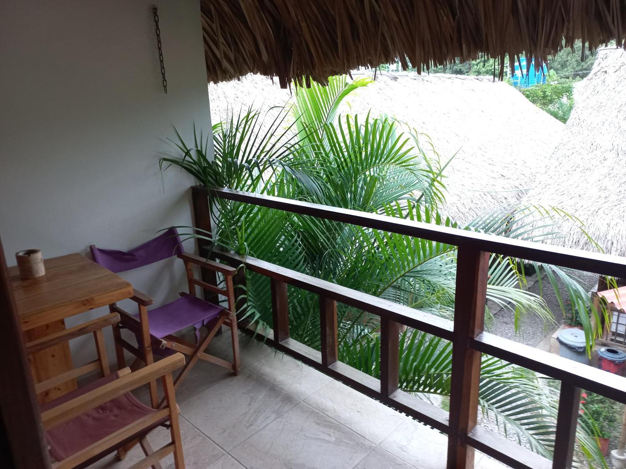 El Leon Feliz Palomino Hotel Exterior photo