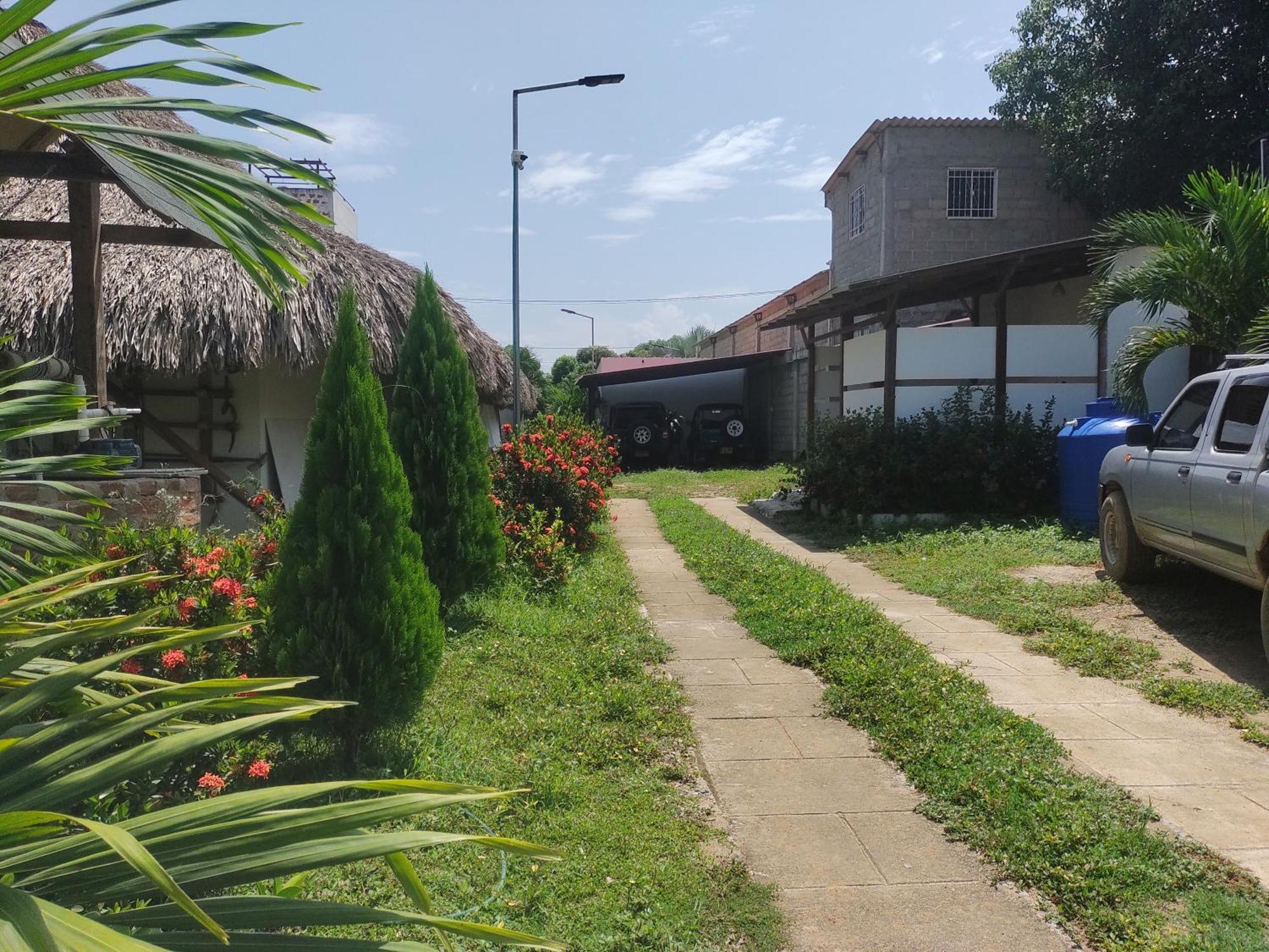 El Leon Feliz Palomino Hotel Exterior photo