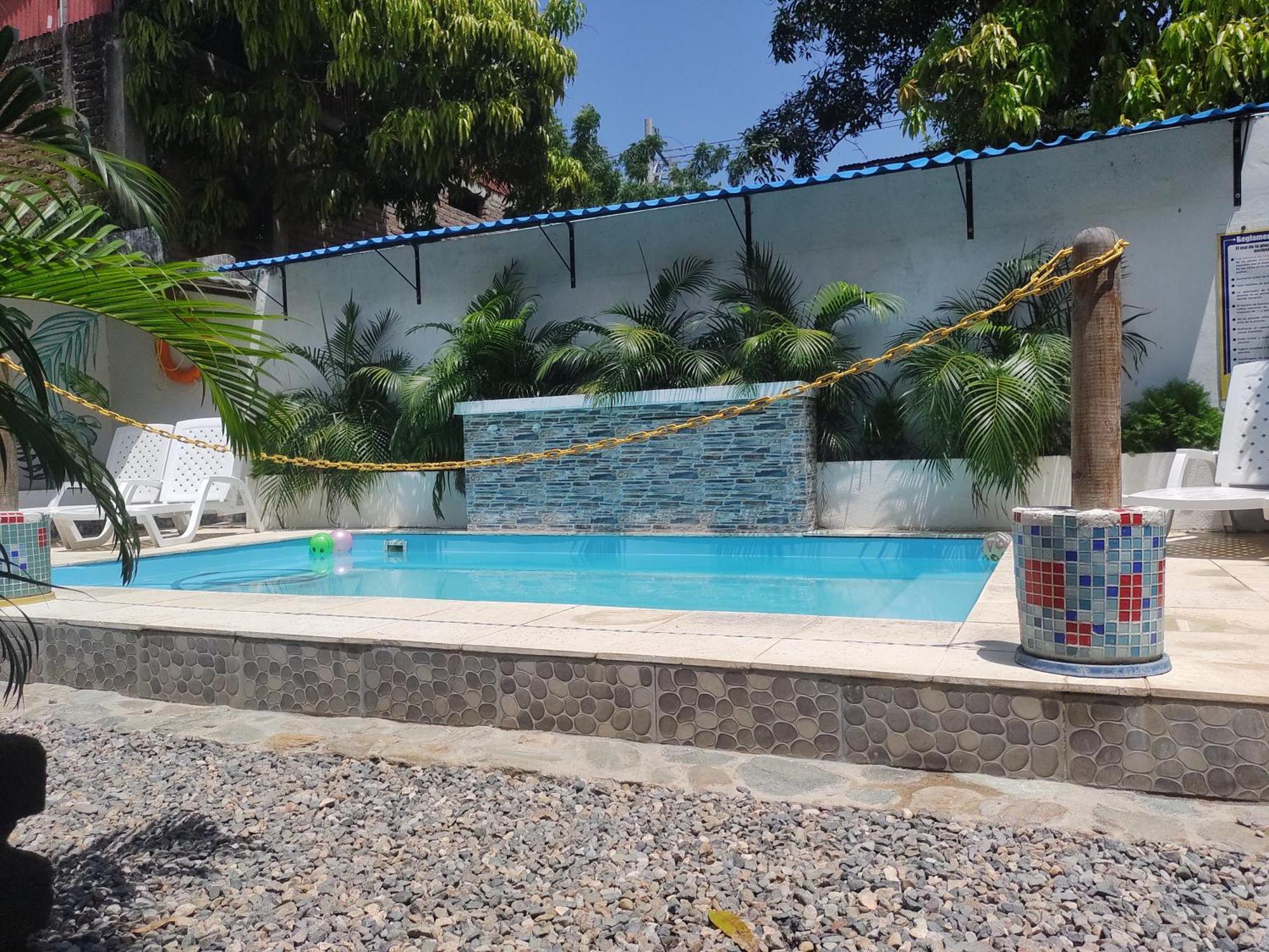 El Leon Feliz Palomino Hotel Exterior photo